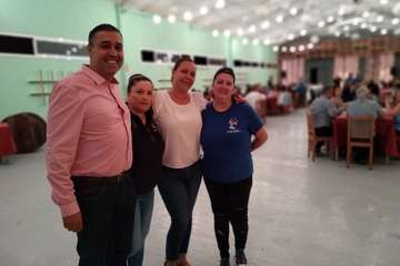  Éxito del Picoteo Solidario de Ya Era Hora (Foto TA)